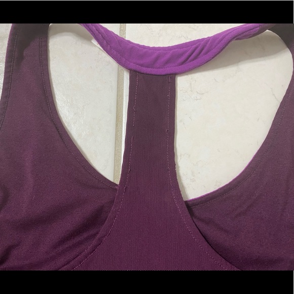 Purple/Magenta workout halter top - Picture 3 of 3